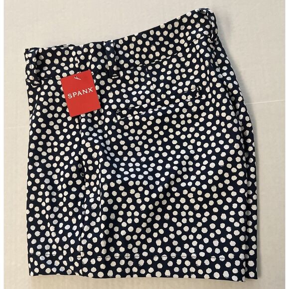 Spanx 50212R Women Sz XS Sunshine Shorts 6" Navy Painted Dot - Picture 3 of 15
